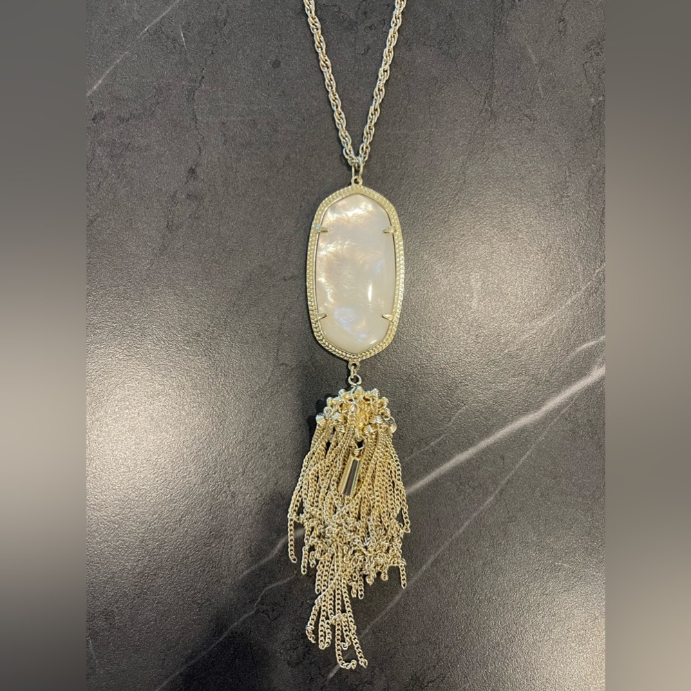 White & Gold Kendra Scott Long Necklace